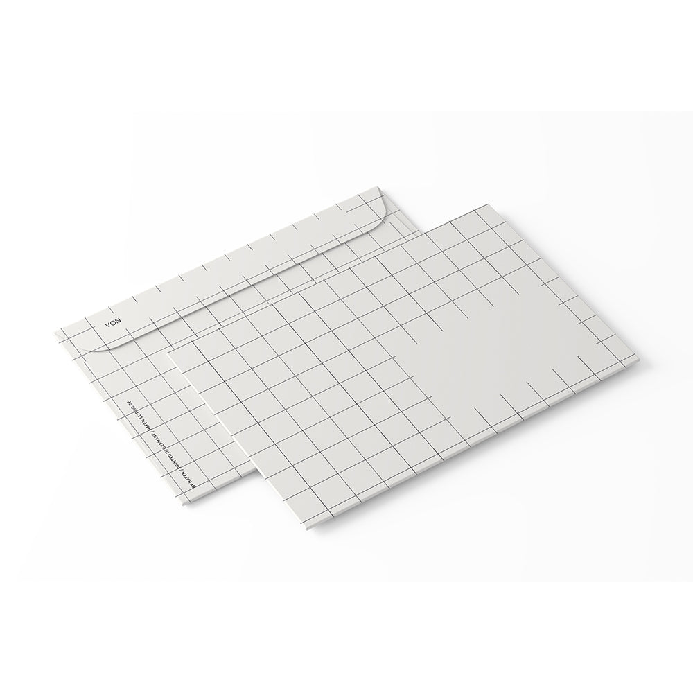 Briefumschlag - White Grid